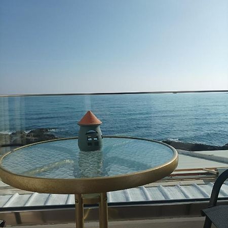 Beachfront Apartment Réthymnon Extérieur photo